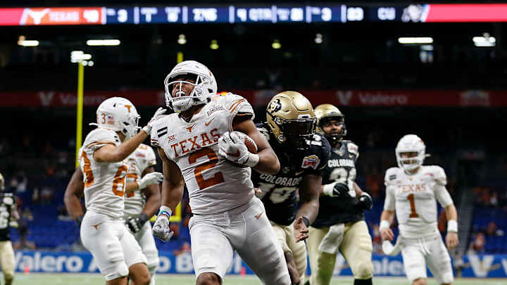 Coach Sark 'Putting Pieces Together,' Says Longhorns Team Leader Coach Sark 'Putting Pieces Together,' Says Longhorns Team Leader