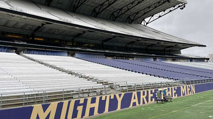 Two Husky names to Keep Track of During Spring Practice