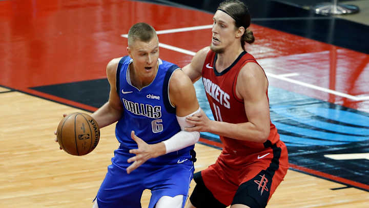 As Mavs Chase Lakers, Are KP's Dallas Days Numbered? Podcast