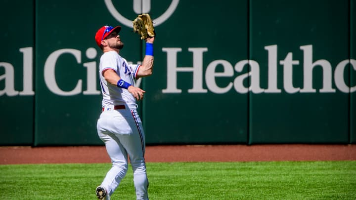 Dahl Scratched From Sunday's Lineup, Rangers Cautious As Injuries Plague MLB