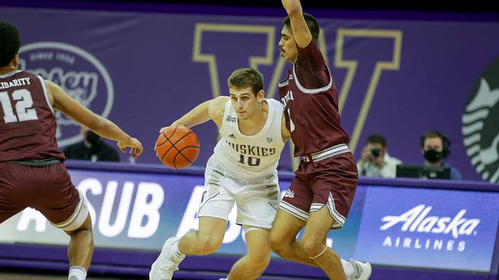 Stevenson's Next Stop is South Carolina After Leaving Huskies Behind