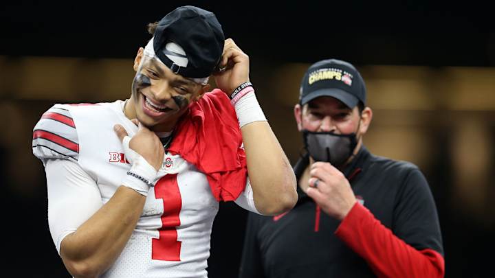 Kyle Shanahan to Attend Justin Fields' Second Pro Day Kyle Shanahan to Attend Justin Fields' Second Pro Day