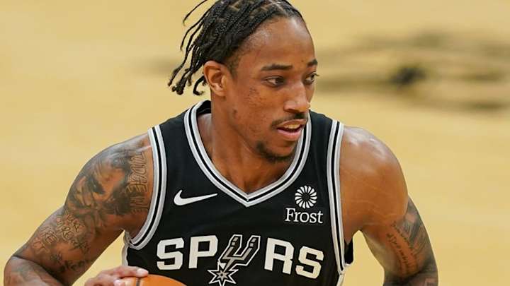 LOOK: Former USC Hooper DeMar DeRozan's Epic Game-Winner as Spurs down Mavericks LOOK: Former USC Hooper DeMar DeRozan's Epic Game-Winner as Spurs down Mavericks