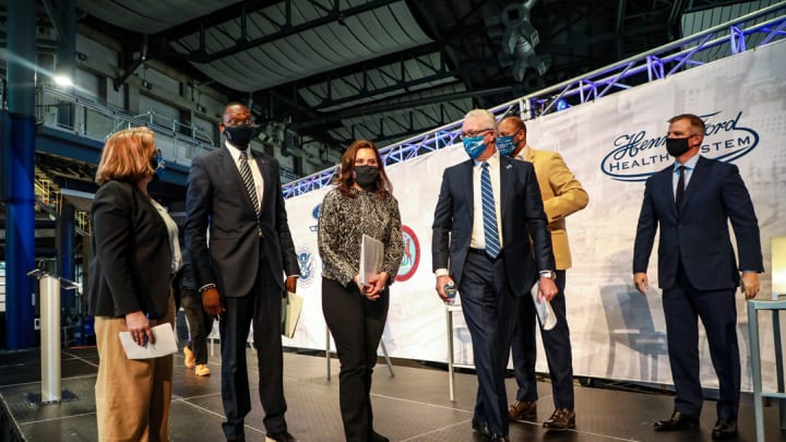 Should Lions Players Participate in Voluntary Offseason Workouts? Should Lions Players Participate in Voluntary Offseason Workouts?