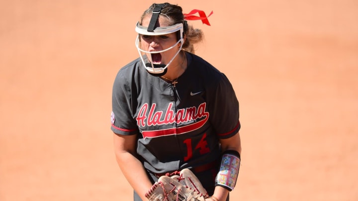 Alabama Softball Sweeps Georgia in Athens, 6-3 Alabama Softball Sweeps Georgia in Athens, 6-3