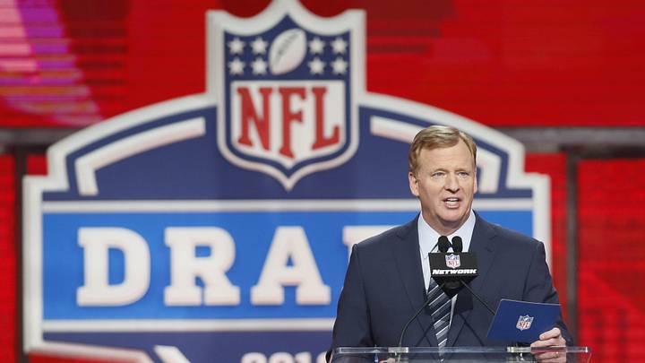 2021 NFL Draft: Sports Illustrated FanNation 1st-Round Mock Projects Two Playmakers to Jaguars 2021 NFL Draft: Sports Illustrated FanNation 1st-Round Mock Projects Two Playmakers to Jaguars