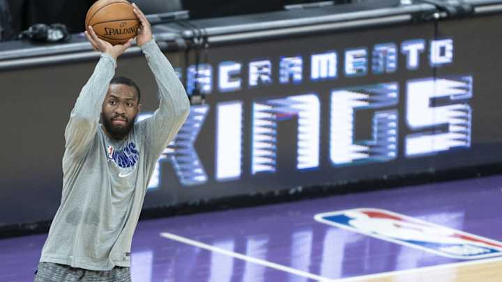 Jabari Parker Signs with Boston Celtics