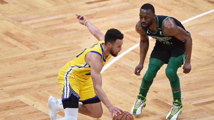 Steph Curry With a Can't Miss Move in Warriors Pelicans Game Steph Curry With a Can't Miss Move in Warriors Pelicans Game