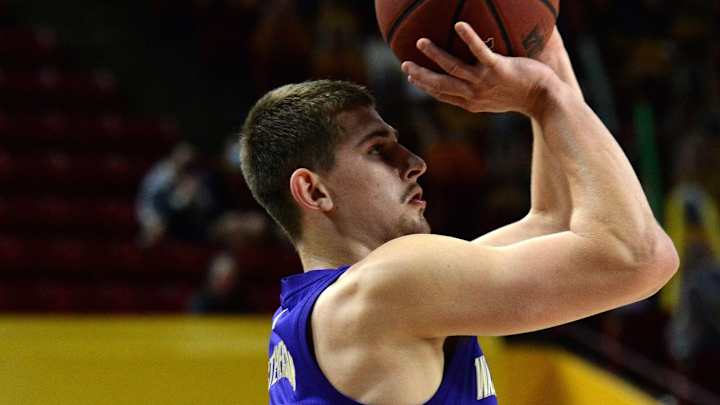 Gamecocks Coach Welcomes Stevenson After Getting Beat by Him