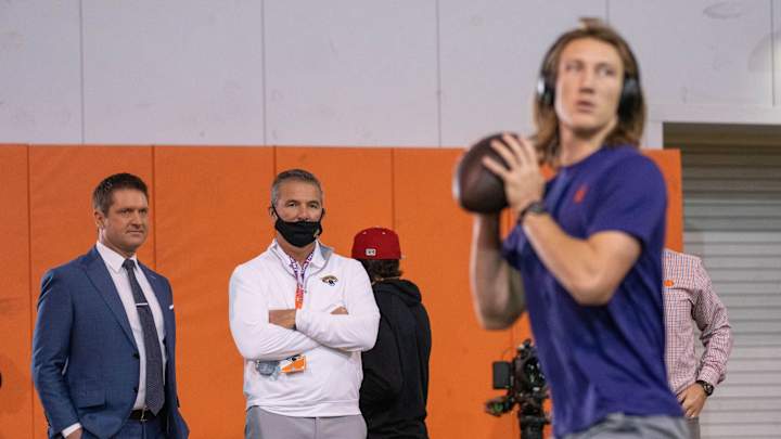 Trevor Lawrence Opens Up on What To Expect From Jaguars HC Urban Meyer in ESPN’s QB21 Series Trevor Lawrence Opens Up on What To Expect From Jaguars HC Urban Meyer in ESPN’s QB21 Series