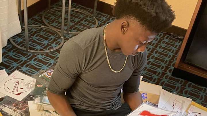 COMMIT WATCH: 2022 WR Quan Lee Announces Decision Date