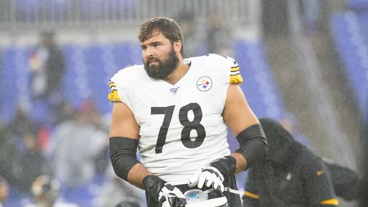 Ravens Making Push for Ex-Steelers’ Alejandro Villanueva