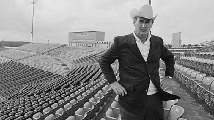 WATCH: Take a Tour of 'Arlington Stadium' Back in 1971