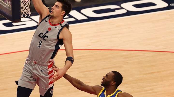 Wizards Rookie Deni Avdija Suffers Leg Injury