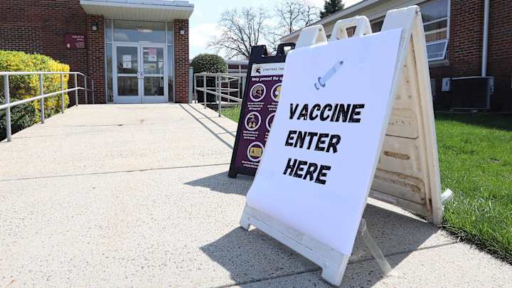 Kirk Herbstreit Gets Attacked After Vaccine Tweet: TRAINA THOUGHTS