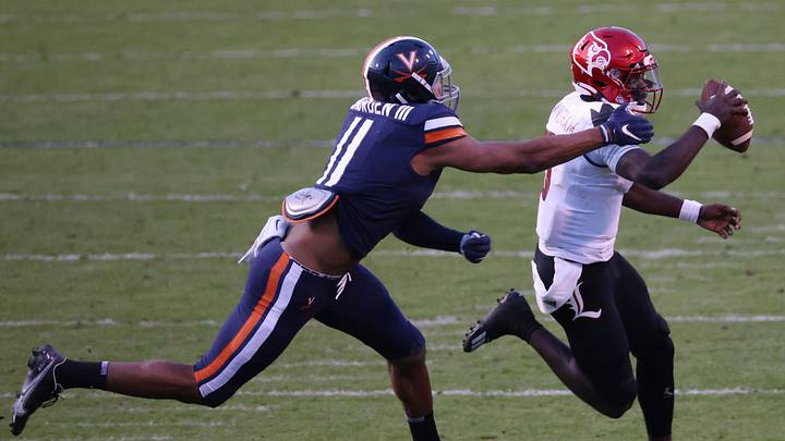Finding Broncos: Scouting West Virginia LB Charles Snowden Finding Broncos: Scouting West Virginia LB Charles Snowden