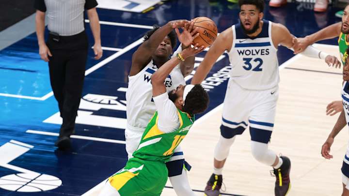 Anthony Edwards with a Wild Move in Jazz Timberwolves Game