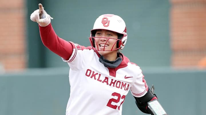 Women's College World Series to Return to Full Capacity Women's College World Series to Return to Full Capacity