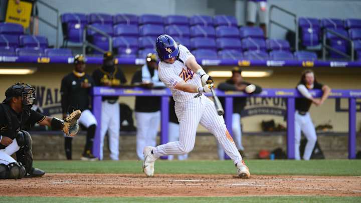 LSU Baseball Takes Care of Business With 7-0 Win Over Grambling State LSU Baseball Takes Care of Business With 7-0 Win Over Grambling State