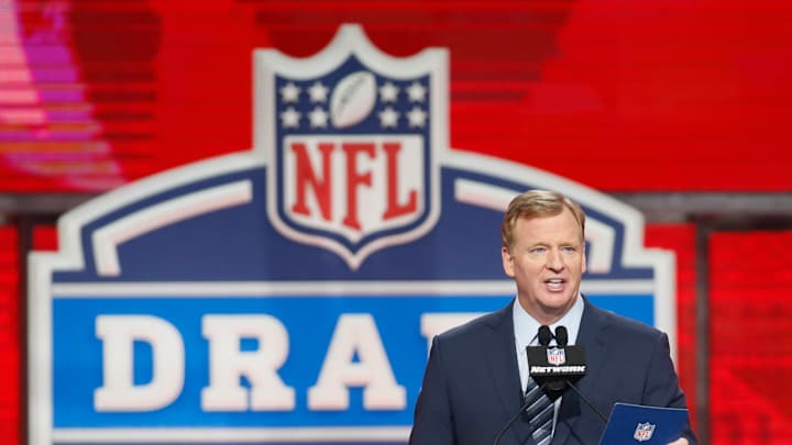LIVE 2021 NFL Draft Tracker
