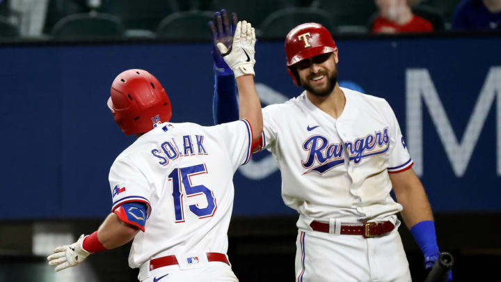 Rangers vs Angels Rubber Match: Starting Lineups, Injury Report