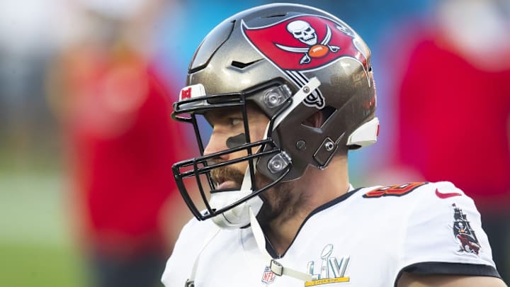 Tampa Bay Buccaneers, TE Cameron Brate Agree to Restructured Deal