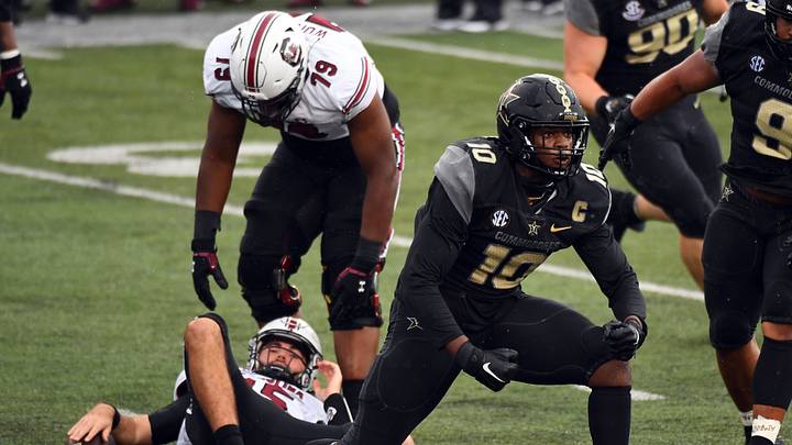 Colts' Rookie DL Named 'Most Intriguing Project' By Bleacher Report