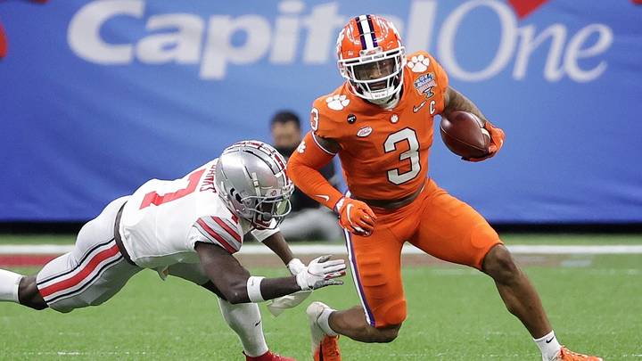 Packers Trade Up to Select Clemson WR Amari Rodgers in Third Round Packers Trade Up to Select Clemson WR Amari Rodgers in Third Round