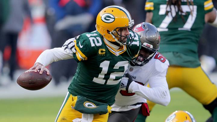 Sportsbook Makes Packers Favorites in Nine of 17 Games Sportsbook Makes Packers Favorites in Nine of 17 Games