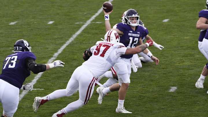 Steelers Plan to Use Isaiahh Loudermilk on Defensive Line, Not Edge Steelers Plan to Use Isaiahh Loudermilk on Defensive Line, Not Edge