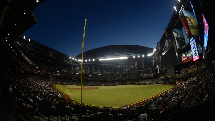 Twitch Star Colludes With Diamondbacks to Follow Roommate's Date at Chase Field Twitch Star Colludes With Diamondbacks to Follow Roommate's Date at Chase Field