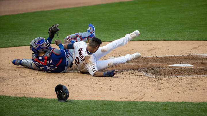 'They're Daggers, Man': Two-Out RBI, Defensive Miscues Too Much for Rangers vs Twins 'They're Daggers, Man': Two-Out RBI, Defensive Miscues Too Much for Rangers vs Twins