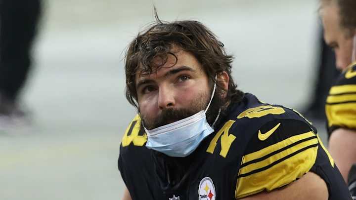 Ravens Sign Former Steelers LT Alejandro Villanueva