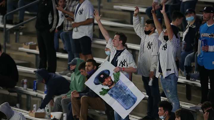 Yankees Fans Steal the Show As New York Beats Astros in Series Opener