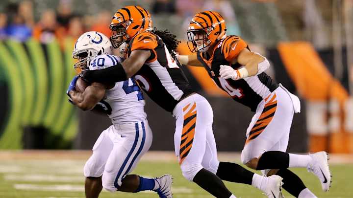 Colts Sign Free-Agent Linebacker Malik Jefferson Colts Sign Free-Agent Linebacker Malik Jefferson