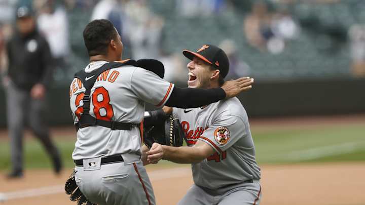 Randy Mazey Congratulates John Means on No-Hitter