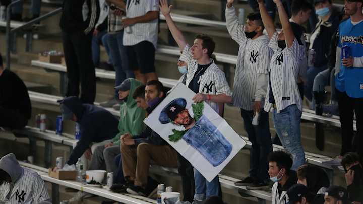 Should Rangers Fans Carry On Bronx Hate Toward Astros?