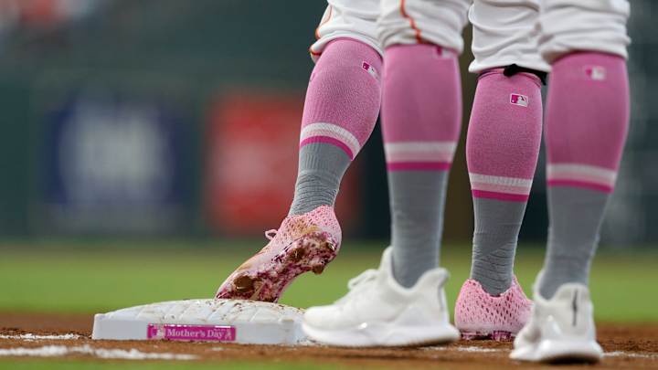 Rangers vs Mariners: Mother's Day Lineups, Roster Moves, Injury Report