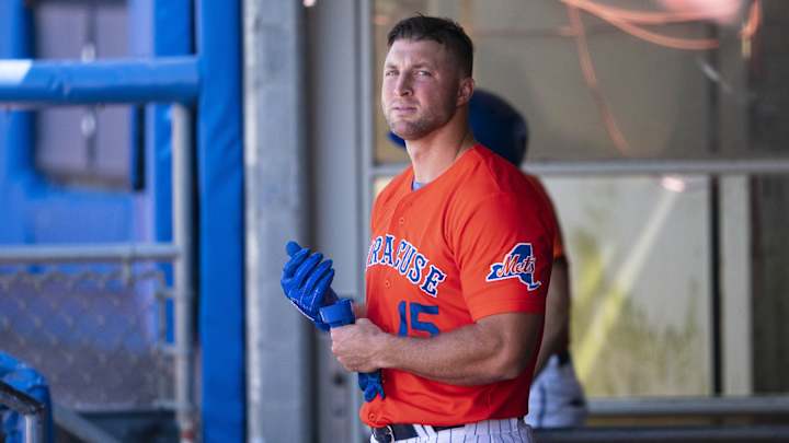 Report: Jaguars Expected To Sign Former Gators' QB Tim Tebow as a TE Report: Jaguars Expected To Sign Former Gators' QB Tim Tebow as a TE