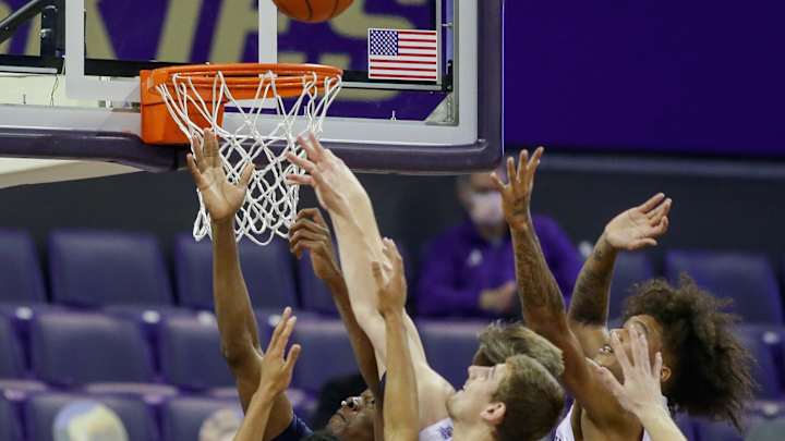 Huskies' 6 Portal Transfers Pale Compare to Pac-12's Worst Hit Programs