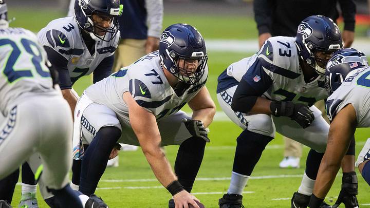 Pete Carroll Believes Seahawks in 'Excellent Position' Along Offensive Line