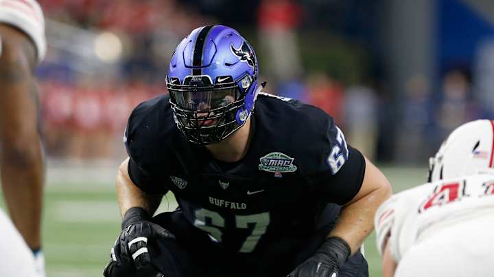 Former Falcons Offensive Tackle Evin Ksiezarczyk to Attend Vikings Rookie Minicamp