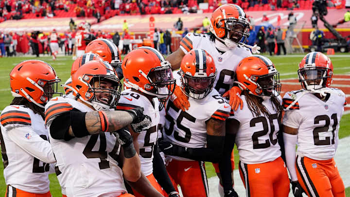 Guy Applies for Cleveland Browns Video Job in Super Creative Way: TRAINA THOUGHTS