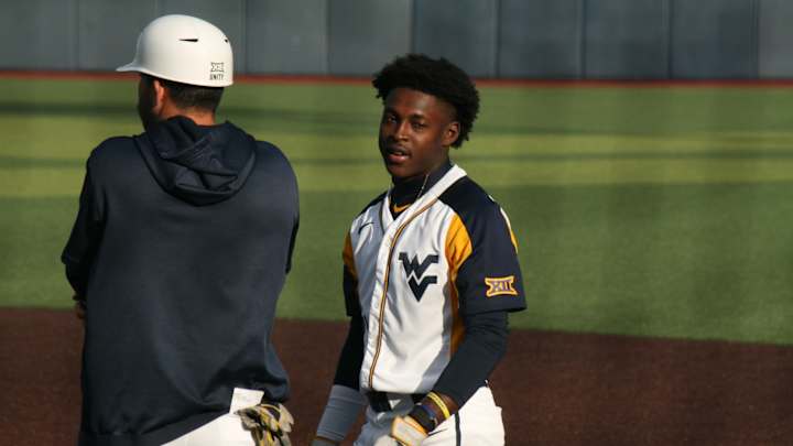 WATCH: Austin Davis Makes Another SC Top 10 WATCH: Austin Davis Makes Another SC Top 10