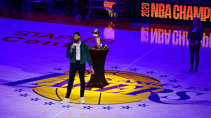 NBA Playoffs: Lakers Announce Starter Replacing Anthony Davis Against Suns in Game 5 NBA Playoffs: Lakers Announce Starter Replacing Anthony Davis Against Suns in Game 5