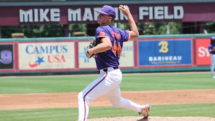 Tigers Falter Late, Drop Series Finale 9-6 to Florida State Tigers Falter Late, Drop Series Finale 9-6 to Florida State