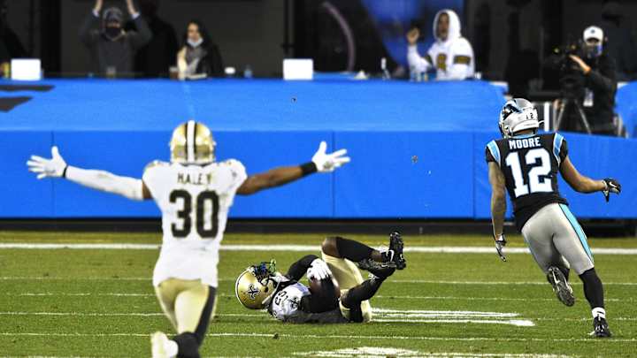 Saints Bring Back Ken Crawley, Lose Trill Williams to Dolphins