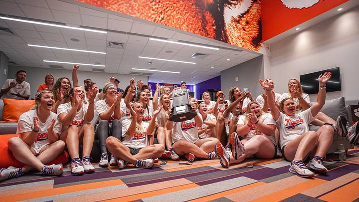 Tigers Snubbed By NCAA Committee; Now Turn Attention to 'Shocking the World' Tigers Snubbed By NCAA Committee; Now Turn Attention to 'Shocking the World'