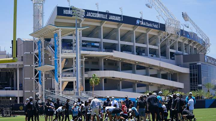 Jaguars Mailbag: What Do We Make of Travis Etienne's Role? Jaguars Mailbag: What Do We Make of Travis Etienne's Role?