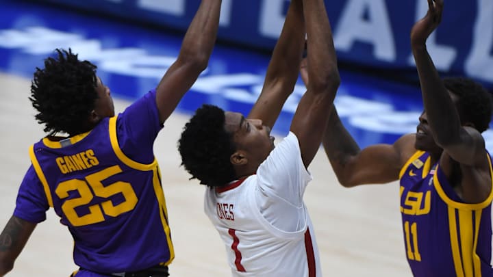 LSU Basketball a NCAA Tournament Team on Paper But Tigers Have Plenty of Work to Do